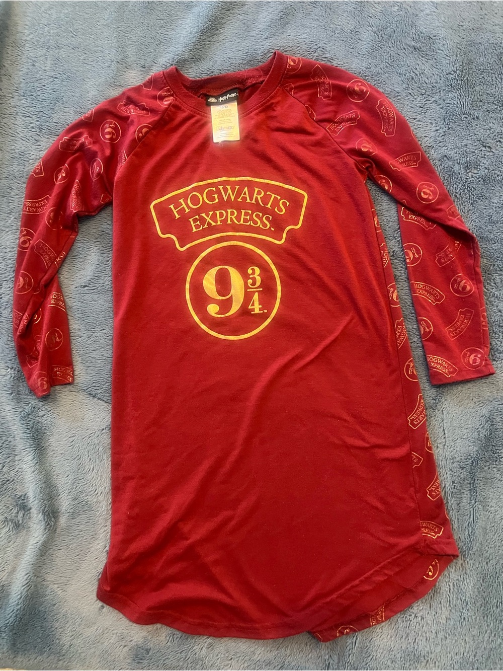 Warner Bros. Hogwarts Express Long Sleeve Nightshirt - Red & Gold